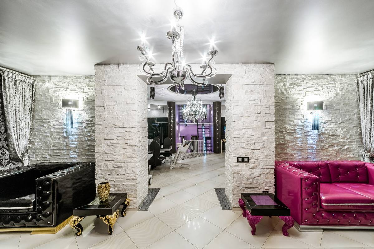 Small sofas and coffee tables by Modenese Gastone